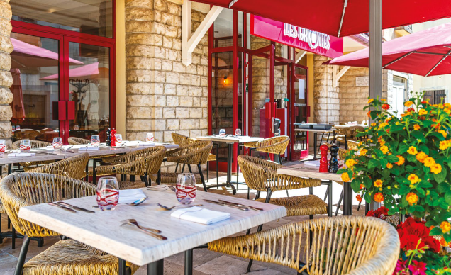 AU CLOS NAPOLÉON et LES GRIOTTES deux tables, une même passion pour la Bourgogne